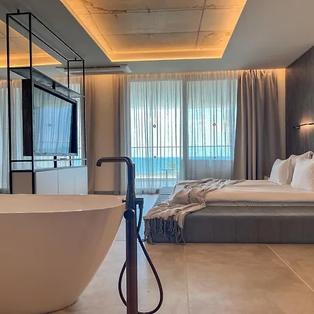 Grifid Noa Hotell 5*
