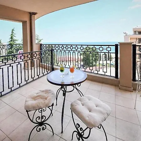 Grifid Noa Hotell 5*