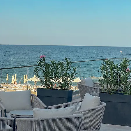 Grifid Noa Hotell 5*