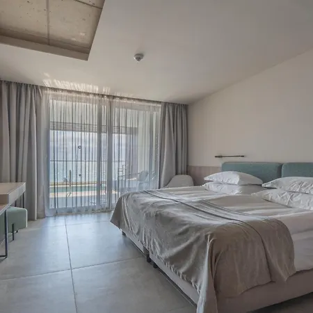 Grifid Noa Golden Sands