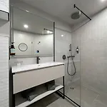 מלון Grifid Noa 5*