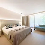 Grifid Noa מלון 5*