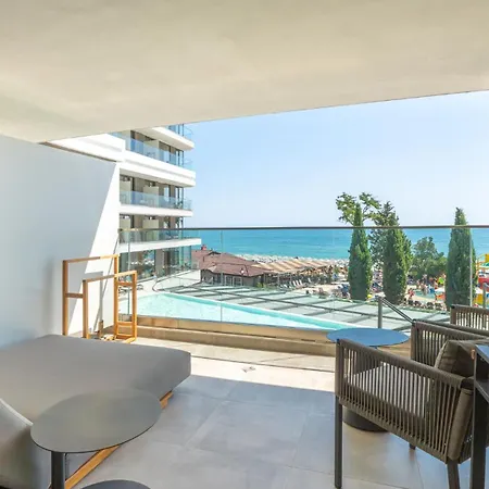 Grifid Noa فندق غولدن ساندز