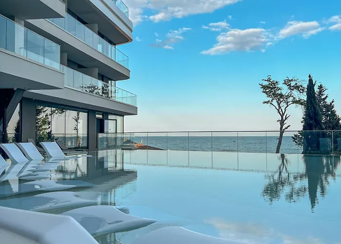 Grifid Noa غولدن ساندز