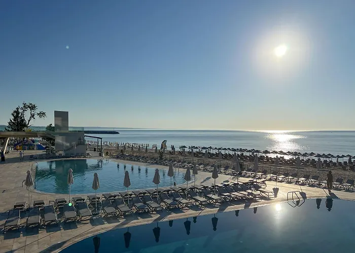 Grifid Noa 5* 골든샌드